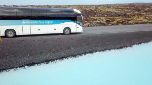 Autobusový transfer do Modré laguny